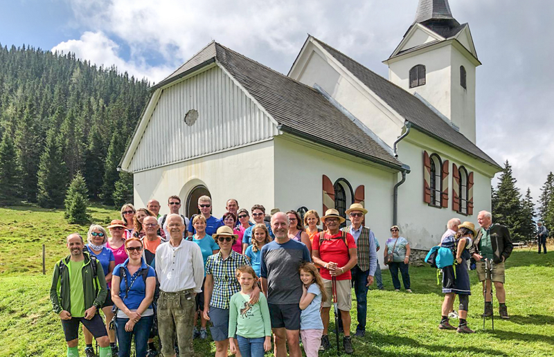 Wallfahrt zur Kirche Maria Schnee auf der Gleinalm